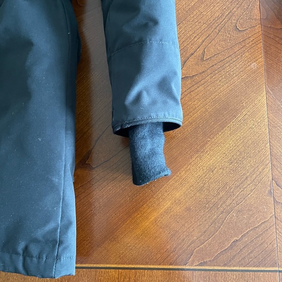 Canada Goose Jacket - Picture 6 of 11